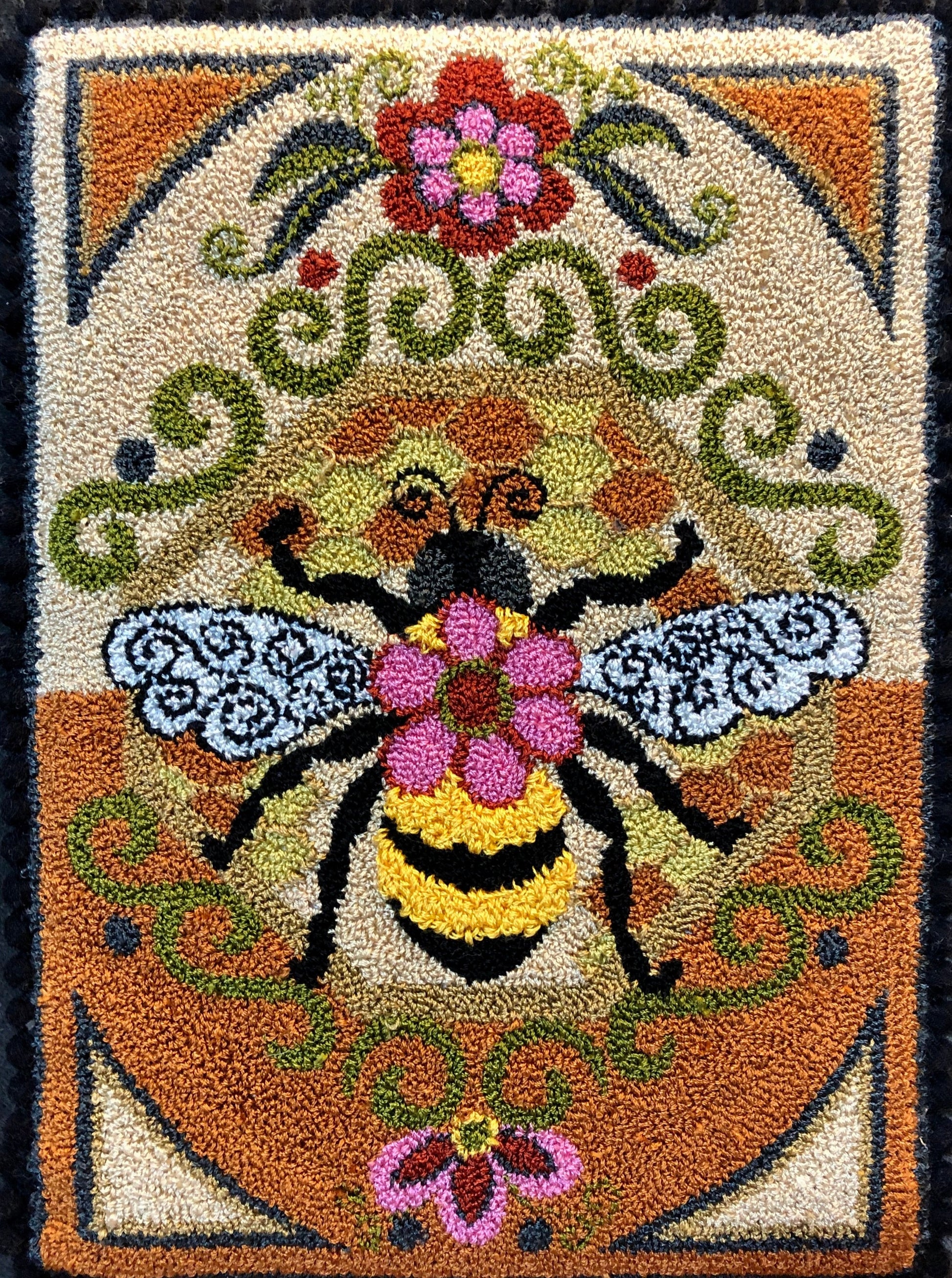 Bumblebee Paper Rug Hooking Pattern by Orphaned Wool