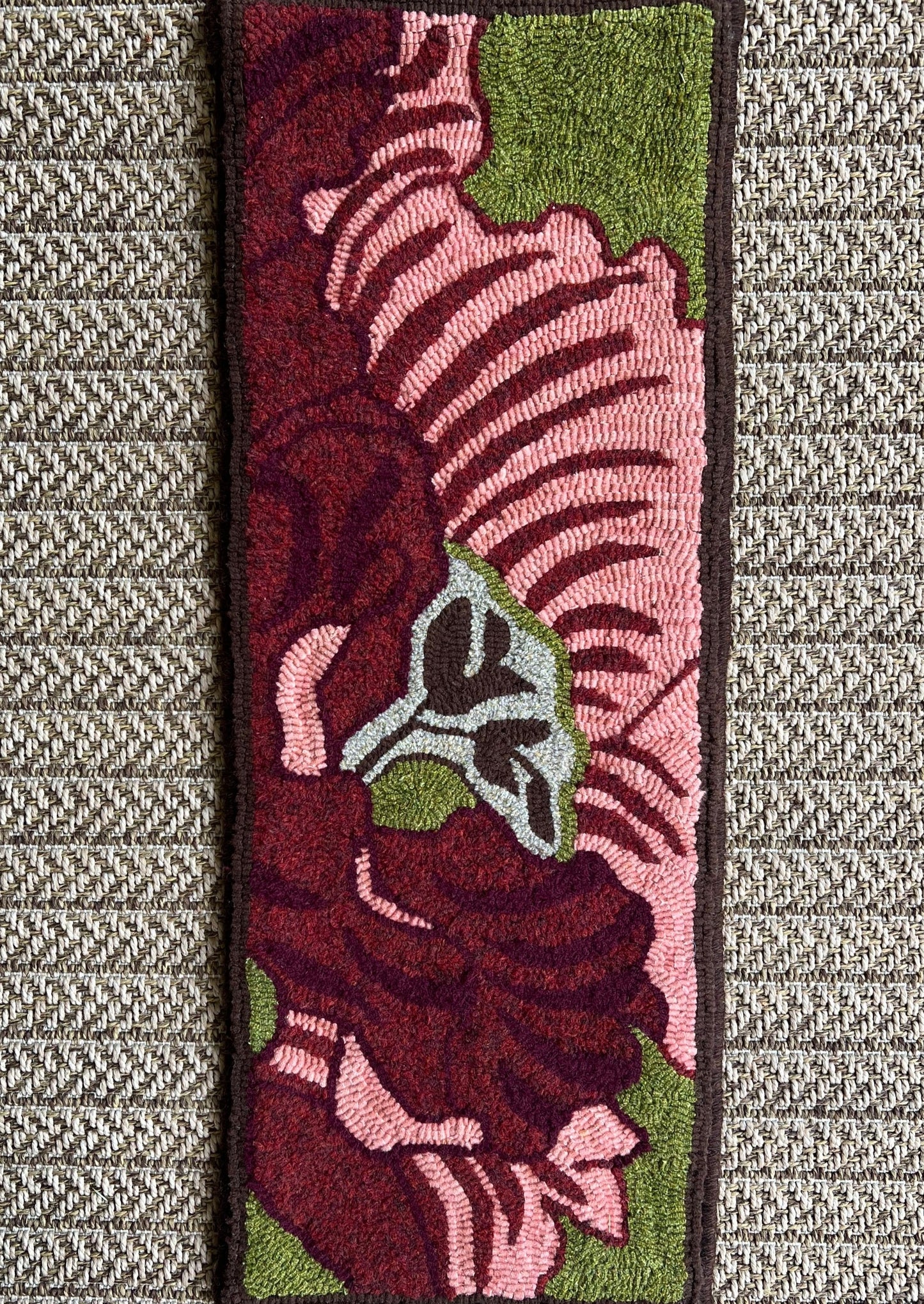  x Crimson- PDF Rug Hooking Digital Download Pattern by Orphaned Wool. This is a 5 page downloadable file of an abstract vertical flower design in crimson colors. Paper pattern is designed to be enlarge will size suggestions and formula. Copyright © 2023 Kelly Kanyok