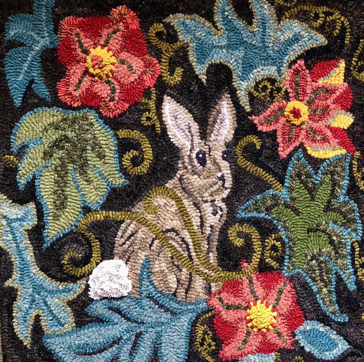 Garden Rabbit - Rug Hooking Pattern | Enlargeable Woodland Rabbit Design