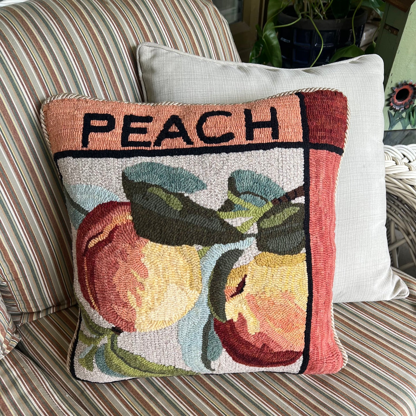 Peach Rug Hooking Pattern by Orphaned Wool, copyright 2025, Kelly Kanyok, hand-drawn on natural linen, 16 1/2 x 16 1/2. 